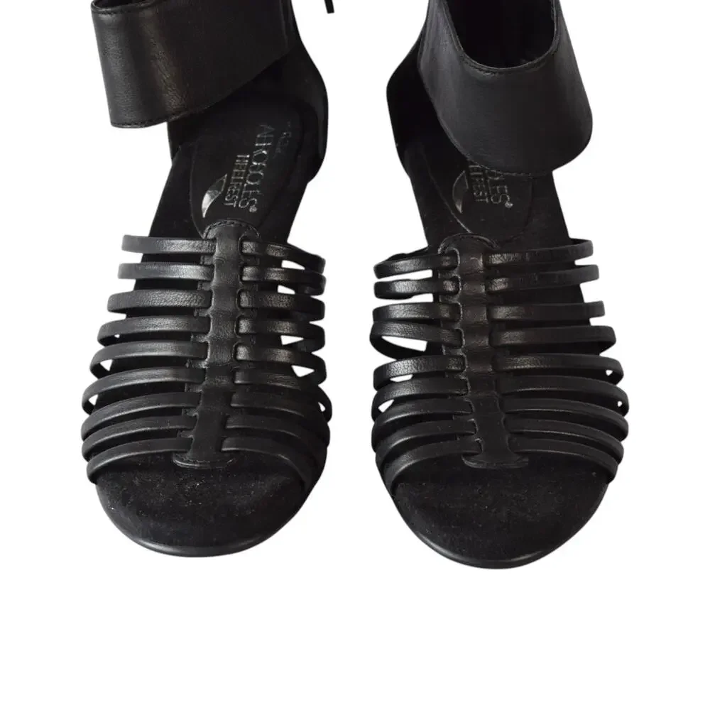 Aerosoles Black Leather Caged Wedge Sandals Strappy Zip Back - Size 6